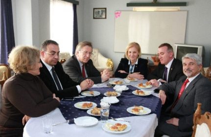 ADD BAŞKANI TANSEL ÇÖLAŞAN ÇEK KURUMLARINI ZİYARET ETTİ ADD BAŞKANI TANSEL ÇÖLAŞAN ÇEK KURUMLARINI ZİYARET ETTİ